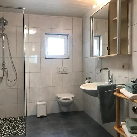 Lägenhet Maxi-apartment Bodanum - Mit Eigener Terrasse - Naturnahe Ortsrandlage - Vdsl - 10 Min Zum Nuerburgring *