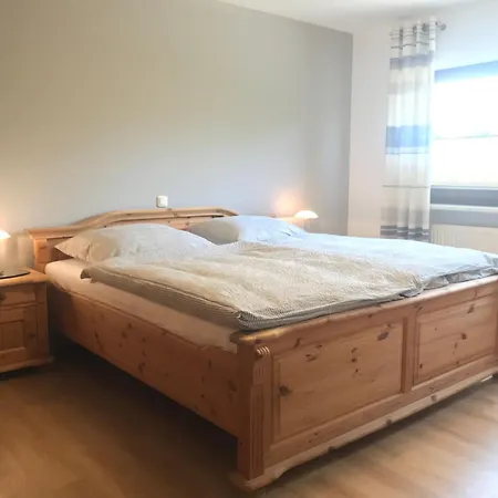 Maxi-apartment Bodanum - Mit Eigener Terrasse - Naturnahe Ortsrandlage - Vdsl - 10 Min Zum Nürburgring Bodenbach