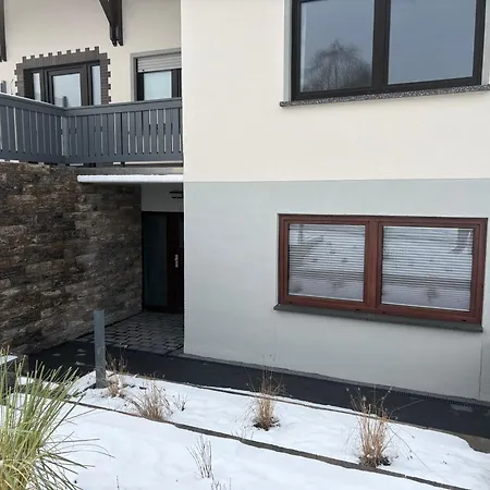 Maxi-apartment Bodanum - Mit Eigener Terrasse - Naturnahe Ortsrandlage - Vdsl - 10 Min Zum Nuerburgring Apartamento *