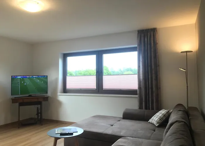 Maxi-apartment Bodanum - Mit Eigener Terrasse - Naturnahe Ortsrandlage - Vdsl - 10 Min Zum Nuerburgring * Bodenbach