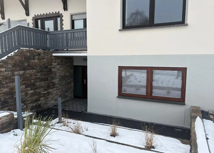 Maxi-apartment Bodanum - Mit Eigener Terrasse - Naturnahe Ortsrandlage - Vdsl - 10 Min Zum Nuerburgring Apartment *